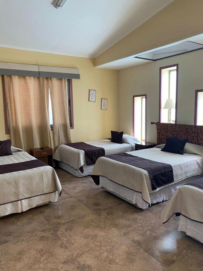 Juku Hostal Calama Buitenkant foto