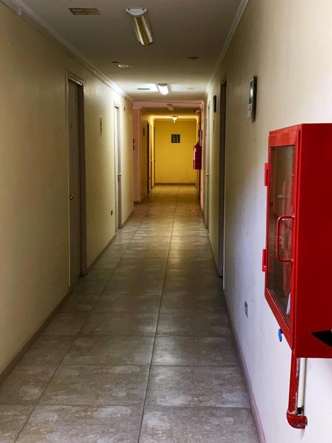 Juku Hostal Calama Buitenkant foto