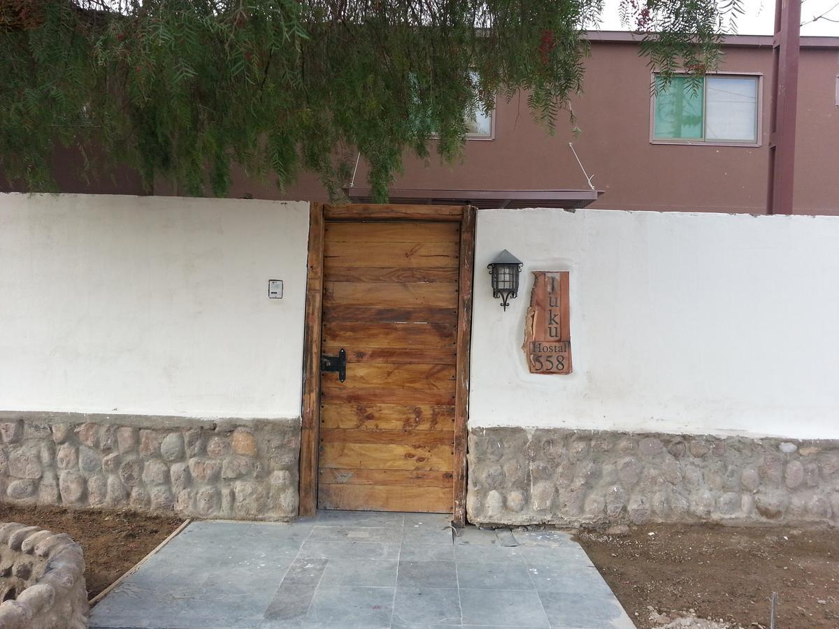 Juku Hostal Calama Buitenkant foto